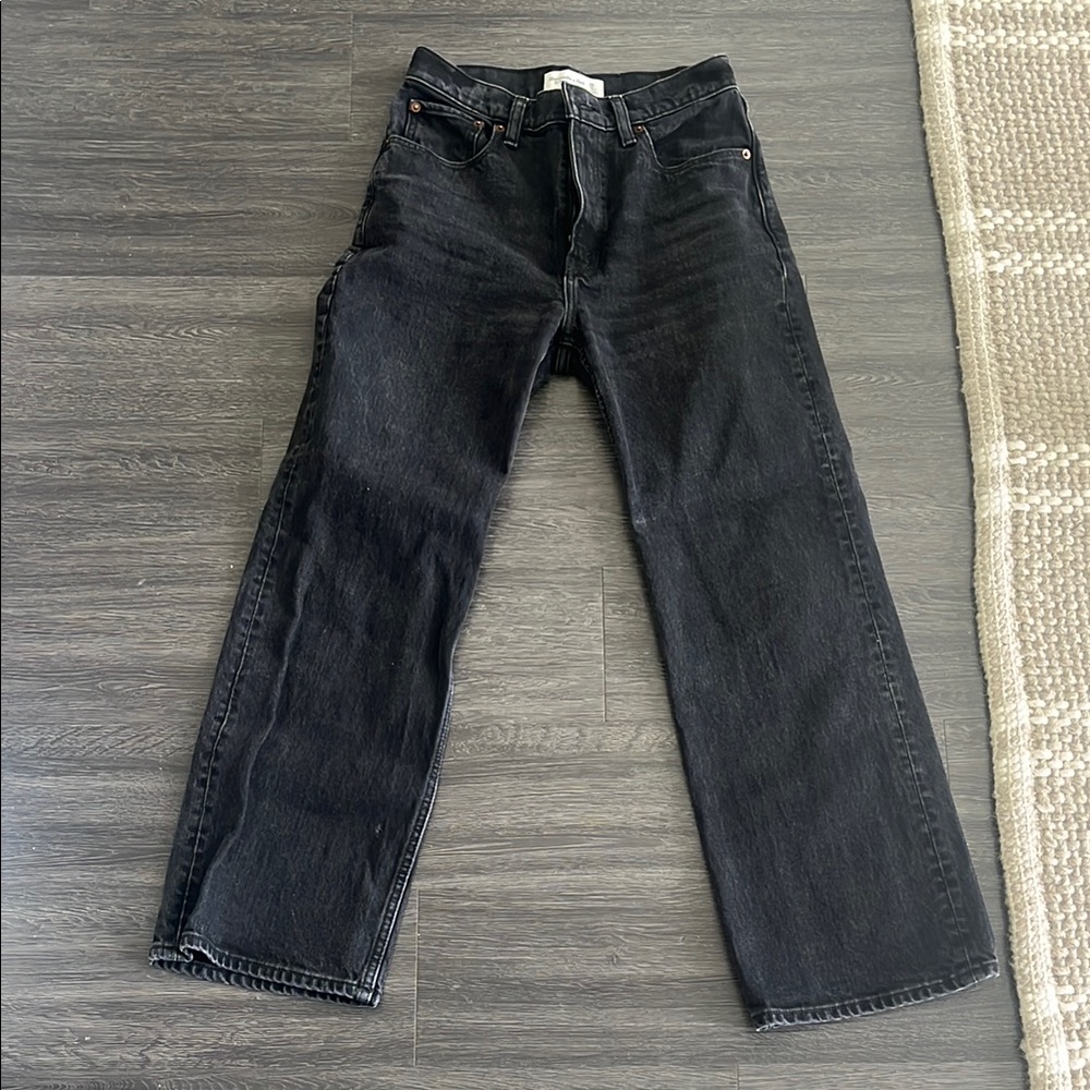 Abercrombie The 90s Relaxed Jean High Rise 25XS